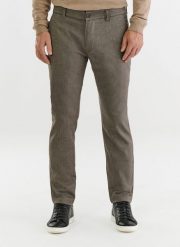 PAKO LORENTE – Brązowe casualowe spodnie męskie. Brązowe spodnie materiałowe Pako Lorente, na co dzień, l, bez wzorów, z elastanu, casualowe. Za 79.99 zł.