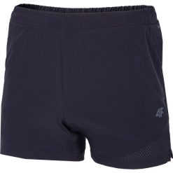 Spodenki do biegania męskie SKMF200 - głęboka czerń. Krótkie spodenki sportowe marki 4F. Za 79.99 zł.