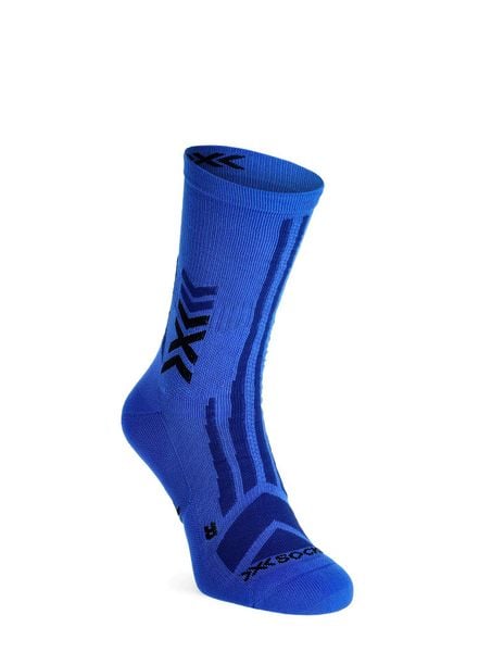 Skarpety turystyczne X-Socks Hike Discover Crew. Niebieskie skarpety X-Socks, bez wzorów, z materiału. Za 107.51 zł.