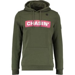 Chasin' STEVENS Bluza z kapturem army in de city. Bluzy marki Chasin'. W wyprzedaży za 269.10 zł.