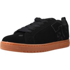 Buty DC COURT GRAFFIK M Czarny. Czarne buty turystyczne DC Shoes, bez wzorów, ze skóry, bez zapięcia, trekkingowe. Za 351.99 zł.