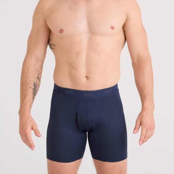 Bokserki - Quest Quick-Dry Mesh - Niebieskie. Niebieskie bokserki Saxx, m, bez wzorów, z elastanu. Za 166.80 zł.