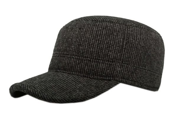 Czapka z Daszkiem Jesienno-Zimowa, Grafitowa w Drobny Wzór, Patrolówka z Nausznikami -Pako Jeans. Szare czapki z daszkiem Pako Jeans, na zimę, bez wzorów, z jeansu. Za 59.00 zł.