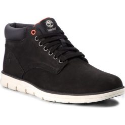 Trzewiki TIMBERLAND - Bradstreet Chukka TB0A1TVB0011 Black. Botki sznurowane marki Timberland. W wyprzedaży za 389.00 zł.