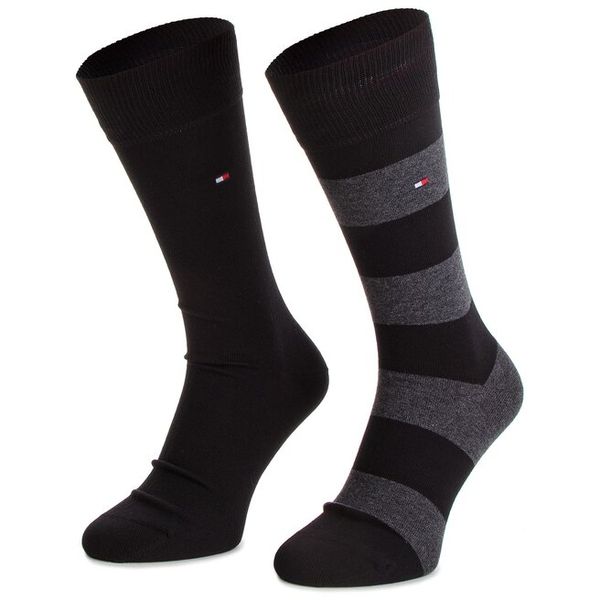 Skarpety długie Tommy Hilfiger. Czarne skarpety Tommy Hilfiger, bez wzorów. Za 49.99 zł.