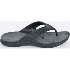Crocs - Japonki. Japonki marki Crocs. W wyprzedaży za 99.90 zł.