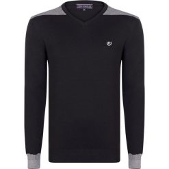 FELIX HARDY sweter męski M czarny. Czarne swetry nierozpinane Felix Hardy, m, z aplikacjami, bez kołnierzyka, bez ramiączek. Za 169.00 zł.