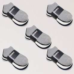 Techniczne skarpety treningowe Ghost - 25 par wielokolorowe. Białe buty treningowe Legea, bez wzorów, z elastanu. Za 86.00 zł.