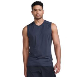 Tank top 2XU Motion. Niebieskie buty treningowe 2XU, bez wzorów, na fitness i siłownię. Za 250.50 zł.