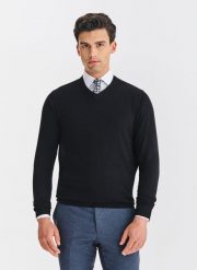 PAKO LORENTE - Czarny sweter męski v-neck. Czarne swetry nierozpinane Pako Lorente, na jesień, m, bez wzorów, z nylonu, bez kołnierzyka, bez ramiączek. Za 119.99 zł.