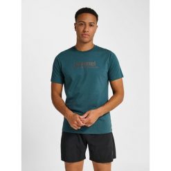 Koszulka Hummel Pulse Graphic. Niebieskie t-shirty sportowe Hummel, bez wzorów, bez ramiączek, na fitness i siłownię. Za 167.00 zł.