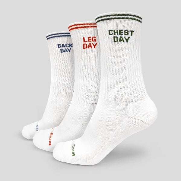 Skarpety unisex fitness 3/4 GymRat 3Pack. Białe skarpety GYMBEAM, bez wzorów, z bawełny. Za 38.90 zł.