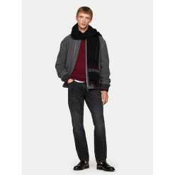 Szalik Tommy Hilfiger. Czarne szaliki Tommy Hilfiger, bez wzorów. Za 329.99 zł.