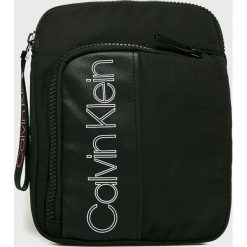 Calvin Klein - Saszetka. Torby na ramię marki CALVIN KLEIN. W wyprzedaży za 219.90 zł.