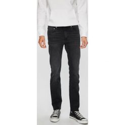 Calvin Klein Jeans - Jeansy. Jeansy marki Calvin Klein Jeans. W wyprzedaży za 399.90 zł.