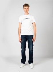 Diesel T-shirt "T-Diegor" | A12754-RPATI | Mężczyzna | Biały. Białe t-shirty Diesel, l, bez wzorów, z bawełny, bez kołnierzyka, bez ramiączek. W wyprzedaży za 169.00 zł.