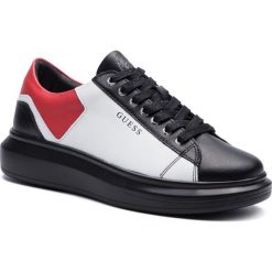 Sneakersy GUESS - FM7OPE LEA12 WHIRE. Buty sportowe casual marki Guess. Za 499.00 zł.