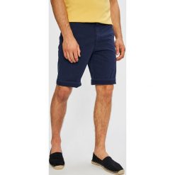 Wrangler - Szorty. Szorty marki Wrangler. W wyprzedaży za 179.90 zł.