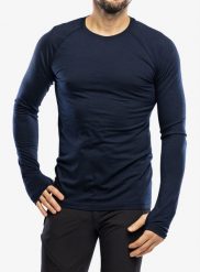 Bluza termoaktywna męska Houdini Desoli Light Crew. Niebieskie bielizna termoaktywna Houdini, m, bez wzorów, z materiału, bez ramiączek, narciarskie. Za 527.80 zł.
