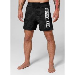 Spodenki męskie Pitbull treningowe Performance Pro plus Born in 1989. Czarne krótkie spodenki sportowe PITBULL, m, bez wzorów. Za 209.00 zł.