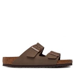 Klapki Birkenstock. Brązowe klapki Birkenstock, z nubiku. Za 329.99 zł.