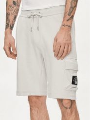 Calvin Klein Jeans Szorty sportowe Monologo Badge J30J325132 Szary Regular Fit. Szare krótkie spodenki sportowe Calvin Klein Jeans, m, bez wzorów, z bawełny. Za 329.99 zł.