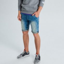 Szorty jogger - Niebieski. Niebieskie joggery i bojówki Cropp, m, bez wzorów. Za 99.99 zł.