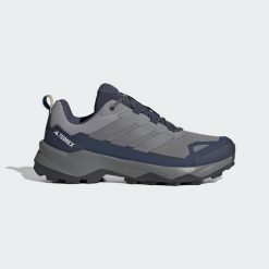 Buty na piesze wycieczki Terrex Skychaser Ax5. Brązowe buty turystyczne Adidas, bez wzorów, z tkaniny, bez zapięcia, trekkingowe. Za 439.00 zł.