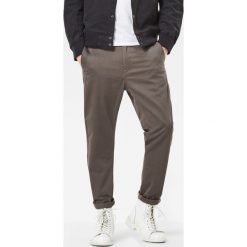 G-Star Raw - Spodnie. Spodnie materiałowe marki G-Star Raw. W wyprzedaży za 199.90 zł.