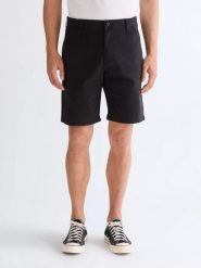 MESKIE SZORTY WRANGLER CHINO SHORTS CAVIAR 112378913. Szorty Wrangler, bez wzorów, z jeansu. Za 159.99 zł.