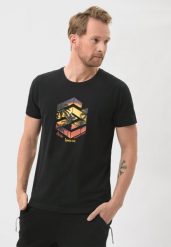 Czarny t-shirt T-SUNSET. Czarne t-shirty Volcano, m, bez wzorów, z bawełny, bez kołnierzyka, bez ramiączek. Za 59.99 zł.
