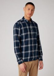 WRANGLER LS 1PKT SHIRT MĘSKA KOSZULA NAVY W5A1OR114 112129979. Niebieskie koszule Wrangler, m, bez wzorów, bez kołnierzyka, bez ramiączek. Za 129.99 zł.