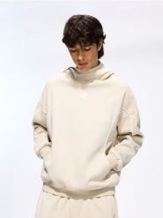 Bluza z zabudowanym kapturem - beżowy. Brązowe bluzy z kapturem Reserved, l, bez wzorów, z dzianiny. Za 159.99 zł.