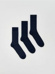 3 pack skarpet z merceryzowaną bawełną - granatowy. Niebieskie skarpety Reserved, bez wzorów, z bawełny. Za 69.99 zł.