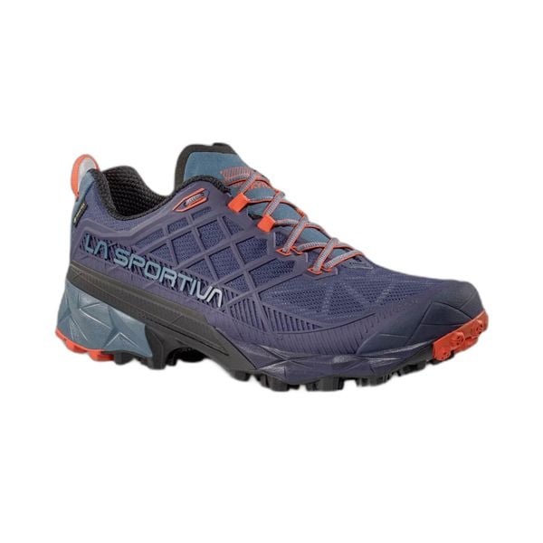 Buty do biegania La Sportiva Akyra II Gtx. Niebieskie buty turystyczne La Sportiva, bez wzorów, z gore-texu, bez zapięcia, do biegania, gore-tex. Za 831.90 zł.
