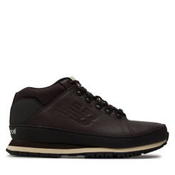 Trzewiki New Balance. Brązowe botki sznurowane New Balance, bez wzorów, bez obcasa, bez zapięcia. Za 379.99 zł.