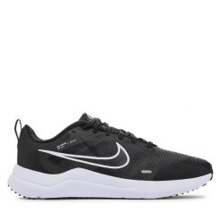 Buty do biegania Nike. Czarne buty do biegania Nike, bez wzorów, bez zapięcia, do biegania, nike downshifter. Za 329.99 zł.