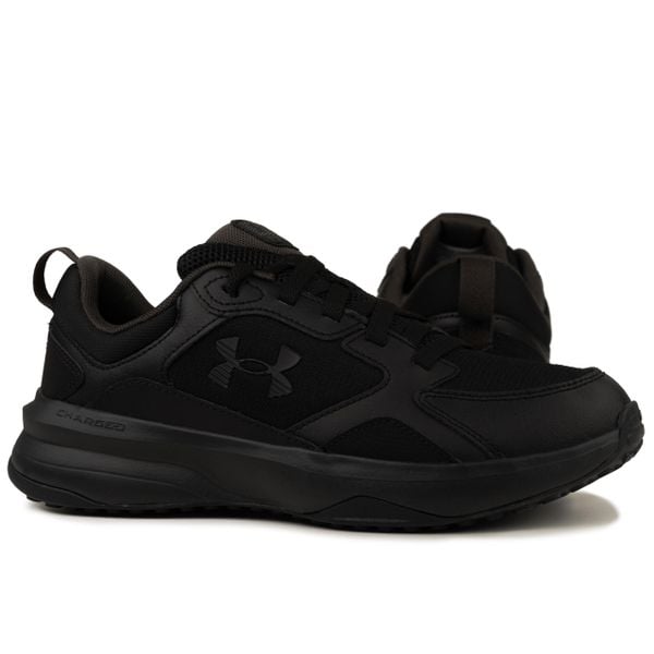 Buty męskie sportowe Under Armour Charged Edge. Czarne buty do biegania Under Armour, bez wzorów, bez zapięcia. Za 279.00 zł.