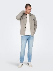 ONLY & SONS Koszula w kolorze szarym rozmiar: XL. Zielone koszule Only & Sons, xl, bez wzorów, bez kołnierzyka, bez ramiączek. Za 141.52 zł.