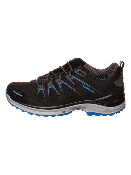 LOWA Buty trekkingowe "Innox Evo GTX" w kolorze czarnym rozmiar: 42. Czarne buty trekkingowe Lowa, bez wzorów, z gore-texu, bez zapięcia. Za 349.73 zł.