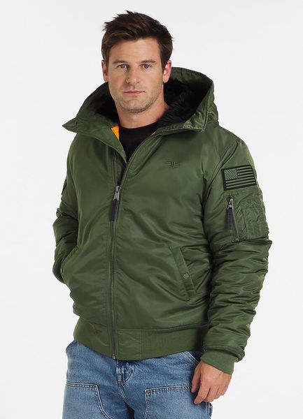Kurtka zimowa męska Pitbull Topside. Zielone kurtki PITBULL, na jesień, m, z aplikacjami, z nylonu, bez kaptura. Za 449.00 zł.