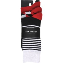 3 PACK SKARPETKI WE WZÓR. Skarpety marki TOP SECRET. W wyprzedaży za 14.99 zł.