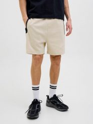 Jack & Jones Szorty dresowe w kolorze beżowym rozmiar: M. Brązowe krótkie spodenki sportowe Jack & Jones, m, bez wzorów, z dresówki. Za 118.84 zł.