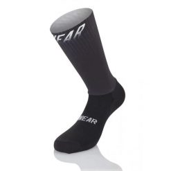 Skarpetki Mb Wear Aero Fast H20. Czarne skarpety MB WEAR, bez wzorów, z lycry. Za 166.00 zł.