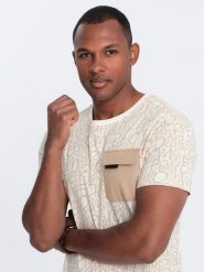 Bawełniany męski t-shirt z literowym printem i kieszonką – kremowo-brązowy V1 OM-TSFP-0188 - XXL. Brązowe t-shirty Ombre Clothing, l, bez wzorów, z bawełny, bez kołnierzyka, bez ramiączek. W wyprzedaży za 39.99 zł.