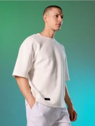 Bluza ze strukturą wafelkową - biały. Białe bluzy bez kaptura Sinsay, l, bez wzorów, bez kaptura. W wyprzedaży za 39.99 zł.