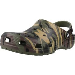Buty CROCS CLASSIC CAMOUFLAGE U Zielony. Zielone buty turystyczne Crocs, bez wzorów, z gumy, bez zapięcia, trekkingowe. Za 282.99 zł.