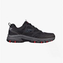 Buty trekkingowe męskie SKECHERS HILLCREST. Czarne trekkingi Skechers, bez wzorów, bez zapięcia. Za 262.00 zł.