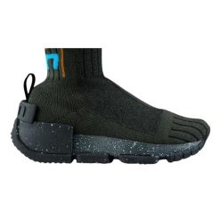 Buty miejskie męskie UYN Urquiola Military-melange czarna podeszwa. Zielone buty turystyczne UYN, bez wzorów, z tkaniny, bez zapięcia. Za 1,074.00 zł.