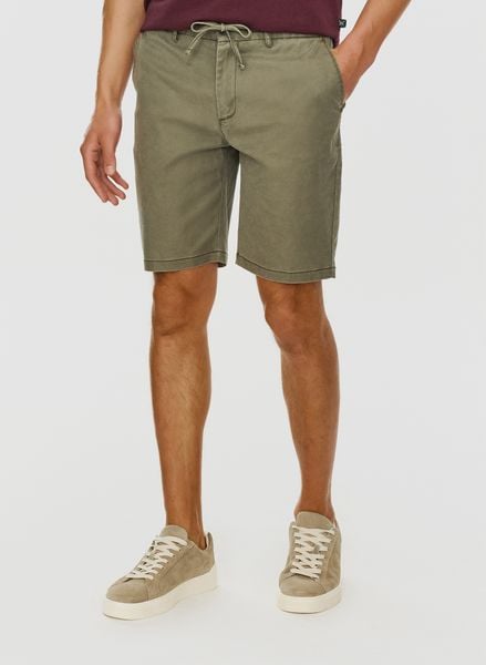 PAKO LORENTE – Zielone gładkie szorty męskie. Zielone szorty Pako Lorente, m, bez wzorów. Za 89.99 zł.